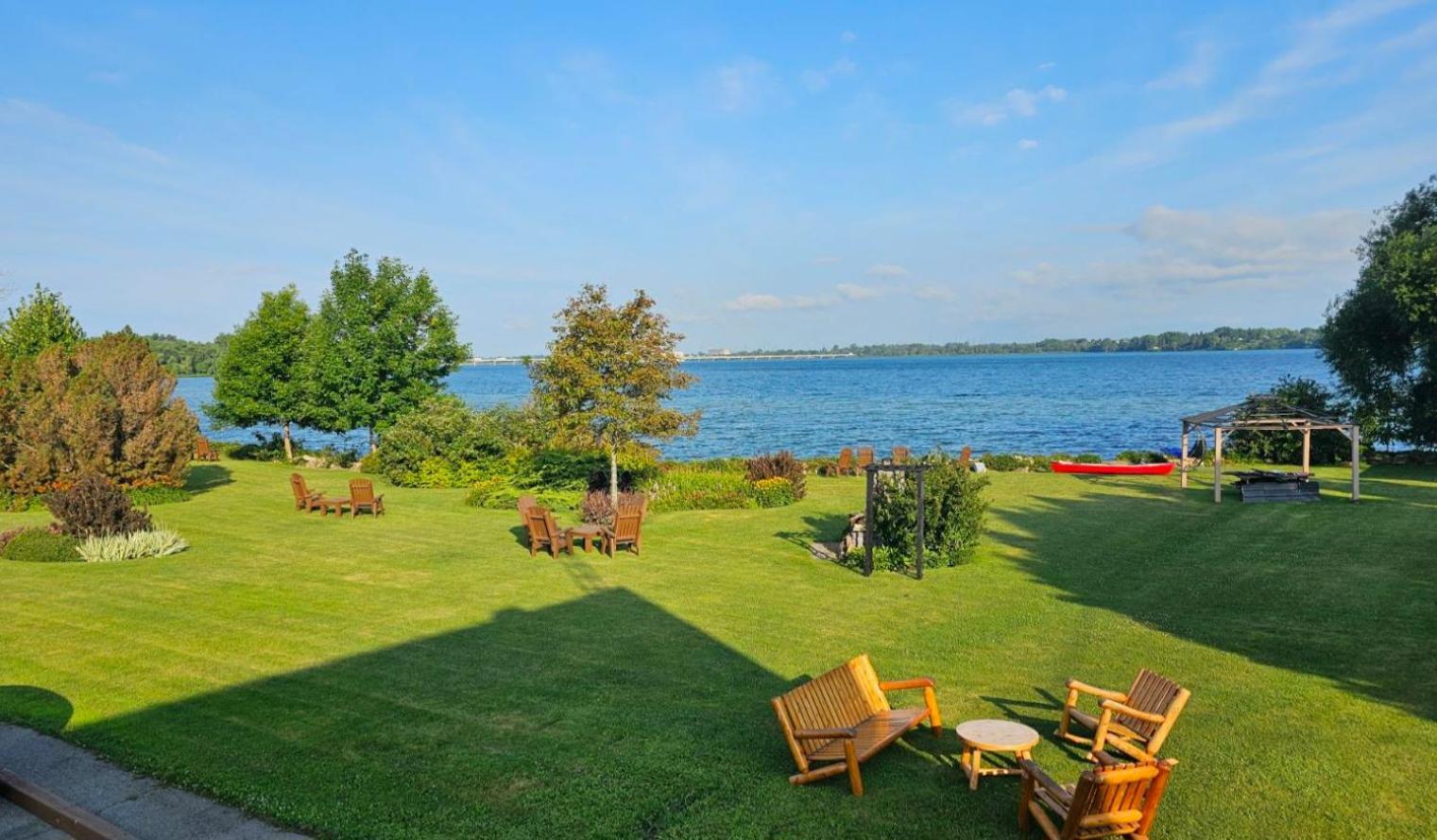 Hotel Oasis Lac St-Louis Salaberry-de-Valleyfield Eksteriør bilde