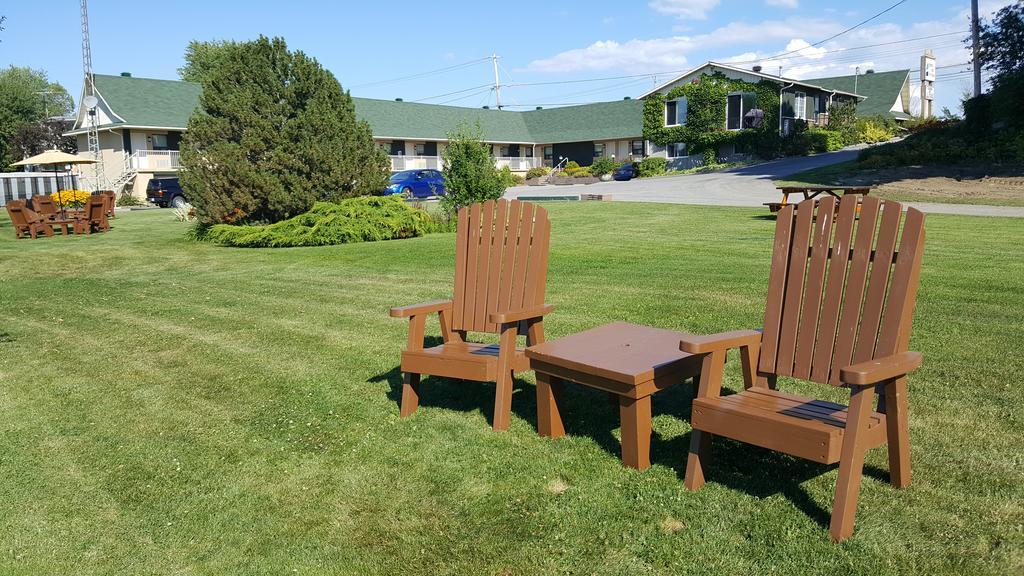 Hotel Oasis Lac St-Louis Salaberry-de-Valleyfield Eksteriør bilde