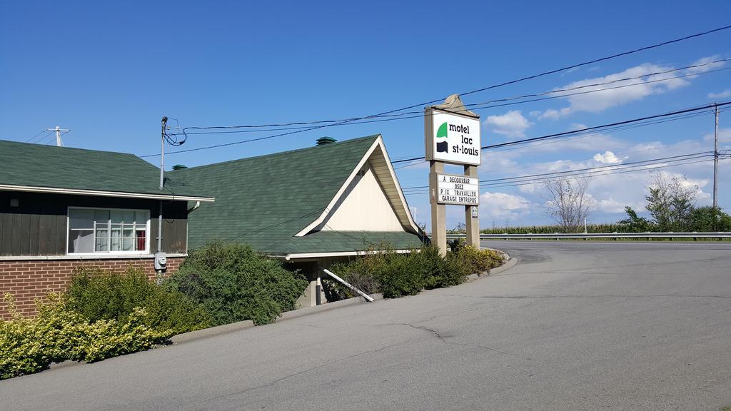 Hotel Oasis Lac St-Louis Salaberry-de-Valleyfield Eksteriør bilde