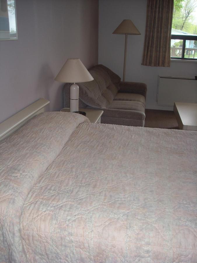 Hotel Oasis Lac St-Louis Salaberry-de-Valleyfield Rom bilde